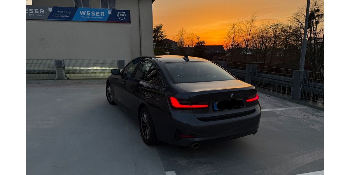 BMW 320 154.000 km 18.999 &euro; Preußisch Oldendorf 32361