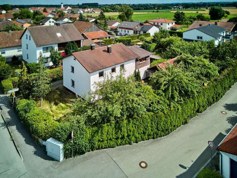 Haus zum Kaufen in Parkstetten 379.000 € 150 m²