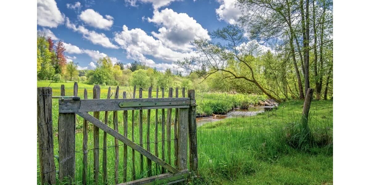 Einfamilienhaus Berg - 5 Zimmer, 130 m&sup2;, 4.250&euro; | Angebot:24715178