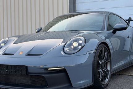 Porsche 992 1.900 km 199.800 &euro; Bad Iburg 49186