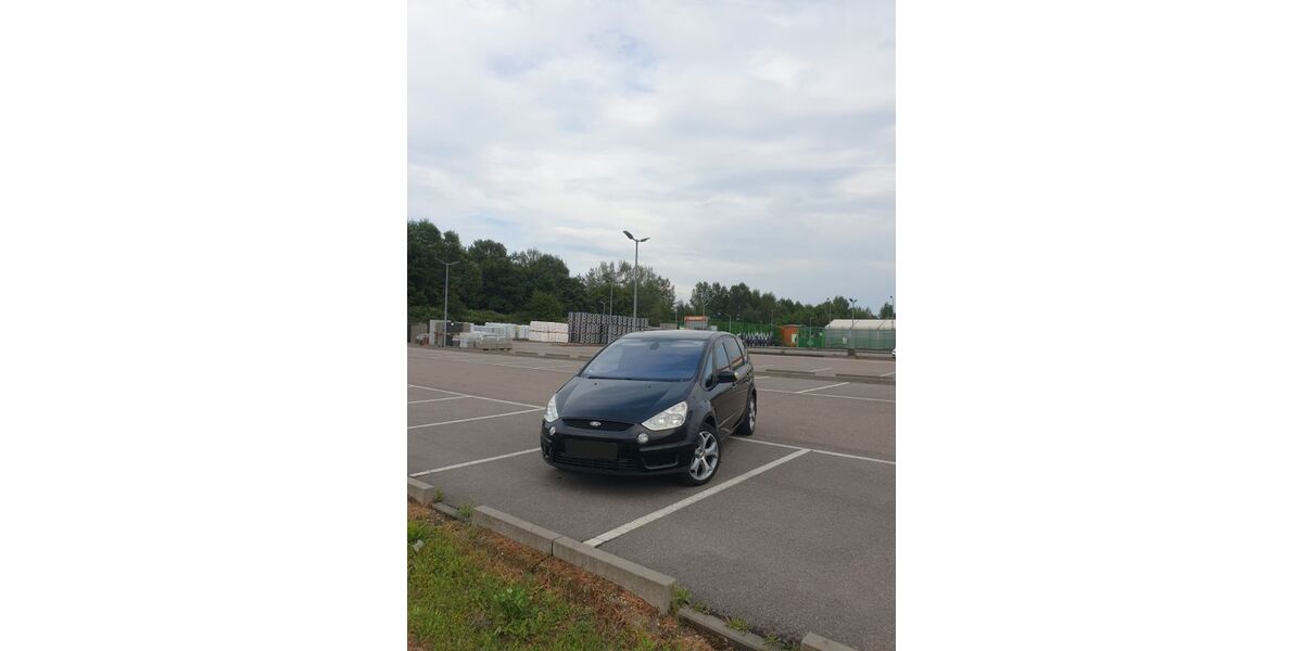 Ford S-Max 273.000 km 4.299 € Philippsburg 76661