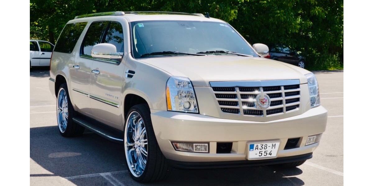Cadillac Escalade 101.000 km 21.000 &euro; München 80997
