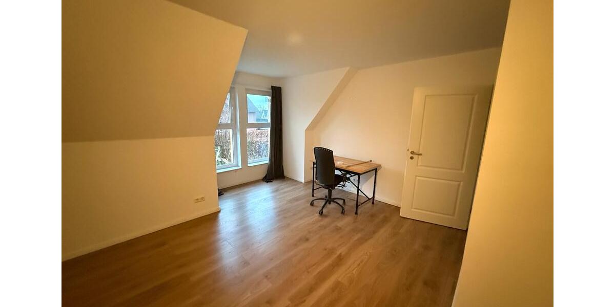 Doppelhaushälfte Tostedt - 4 Zimmer, 174 m&sup2;, 430.000&euro; | Angebot:26068101