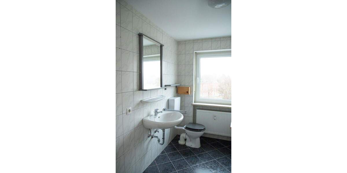 Etagenwohnung Deggendorf - 3 Zimmer, 68 m&sup2;, 215.000&euro; | Angebot:25752240