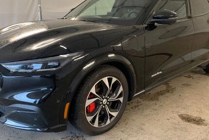 Ford Mustang Mach-E 63.022 km 27.750 &euro; Steinbach-Hallenberg OT Herges-Hallenberg 98587