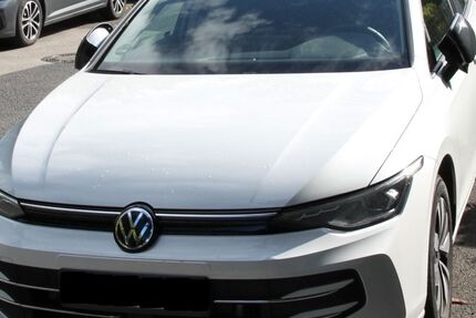 VW Golf 10.900 km 29.000 &euro; Wiesbaden 65189