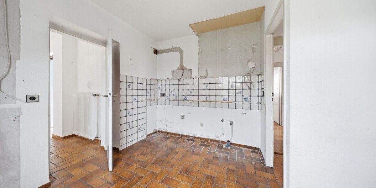 Einfamilienhaus Karlsbad Langensteinbach - 9 Zimmer, 203 m&sup2;, 449.000&euro; | Angebot:25916673