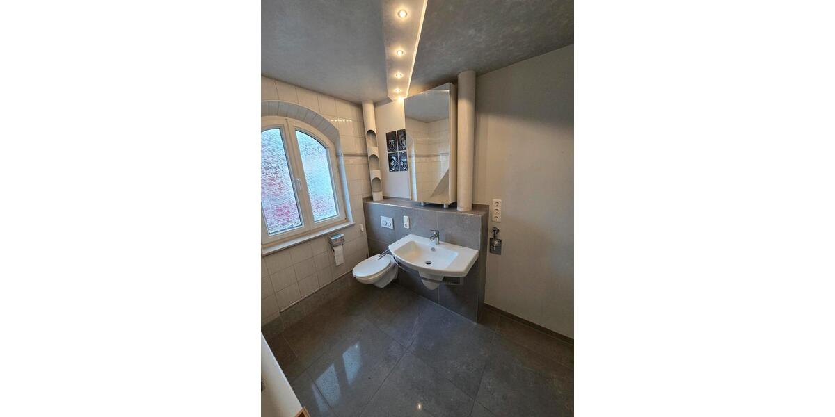 Maisonettenwohnung Mellrichstadt - 4.5 Zimmer, 99 m&sup2;, 250.000&euro; | Angebot:25261239