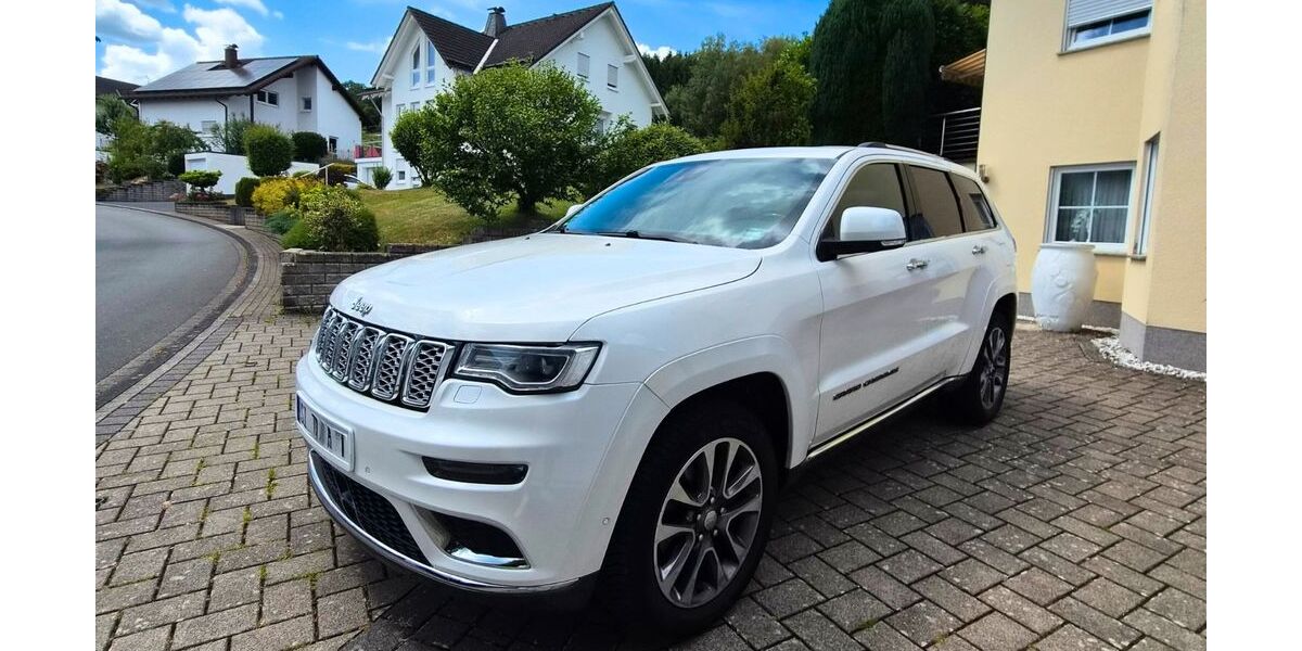 Jeep Grand Cherokee 77.000 km 22.900 &euro; Freudenberg 57258