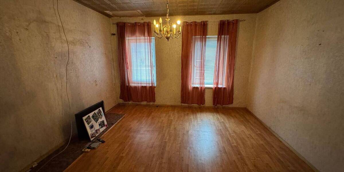 Mehrfamilienhaus, Wohnhaus Bernburg - 1 Zimmer, 120 m&sup2;, 43.000&euro; | Angebot:26170530