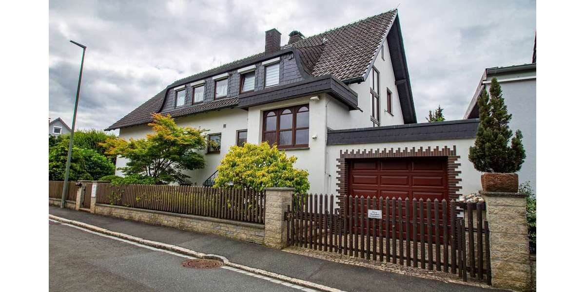 Einfamilienhaus Burgkunstadt - 7 Zimmer, 265 m&sup2;, 310.000&euro; | Angebot:26900785