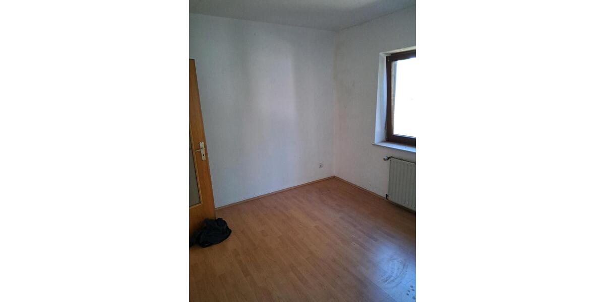 Etagenwohnung Kusel - 4 Zimmer, 104 m&sup2;, 800&euro; | Angebot:26402668