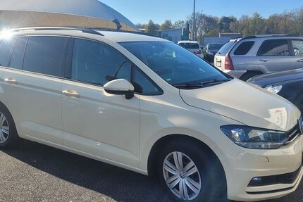 VW Touran 410.359 km 5.790 &euro; Vettelschoss 53560