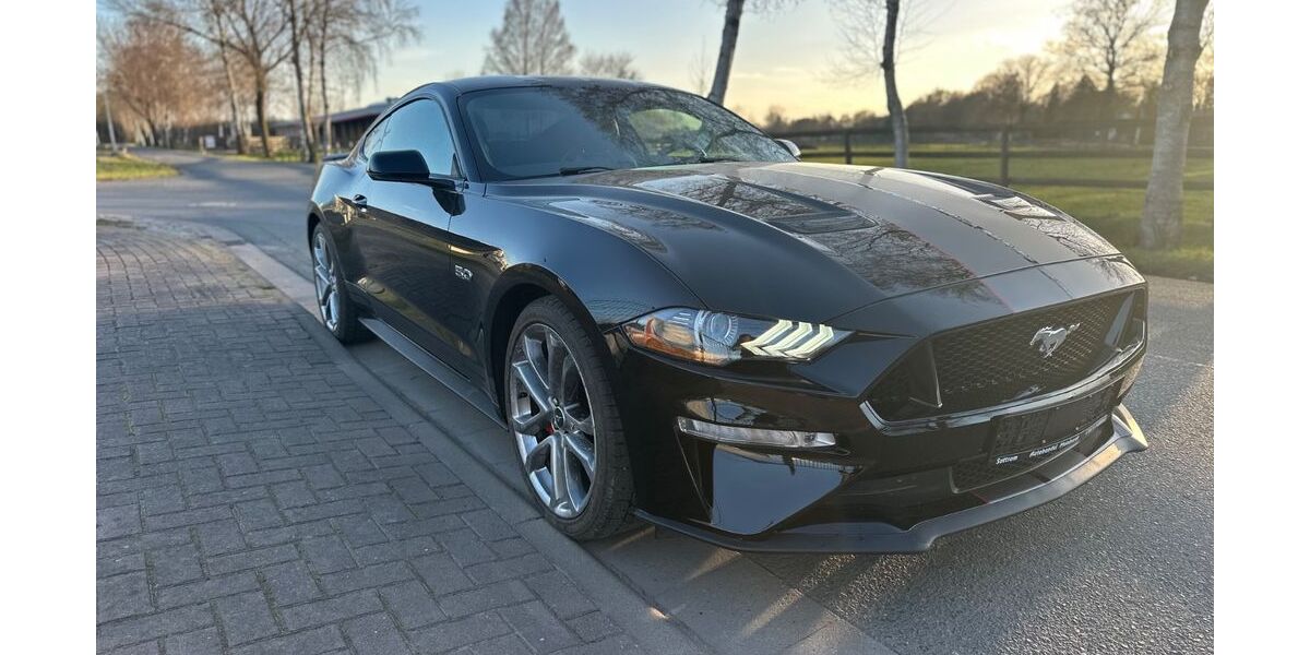 Ford Mustang 27.989 km 40.459 &euro; Sottrum 27367
