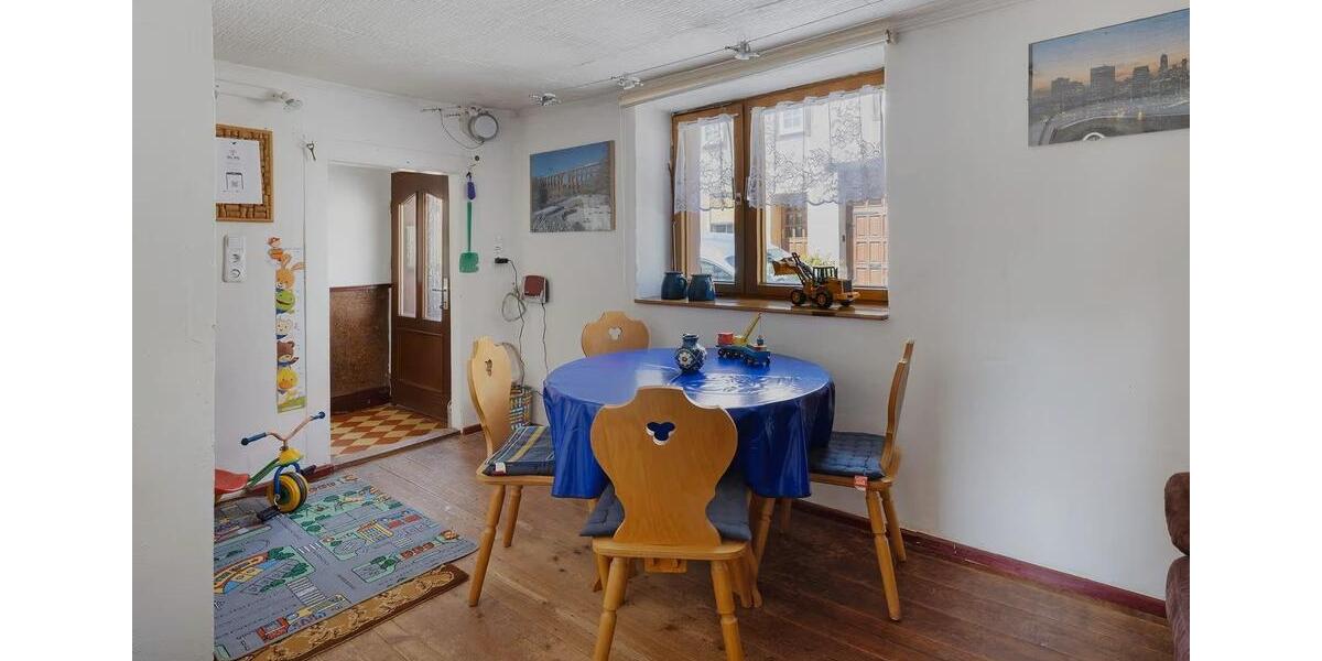 Reihenhaus An der Schmücke - 6 Zimmer, 120 m&sup2;, 98.000&euro; | Angebot:26252895