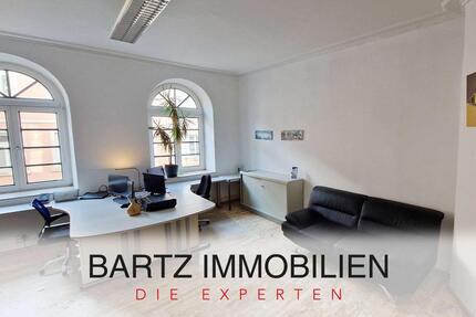 1 Raum im Gemeinschaftsbüro mit 1 Stellplatz mitten im Zentrum von Neustadt zimmer