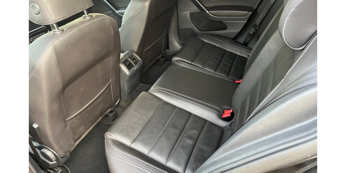 VW Golf R 128.000 km 20.999 &euro; Könnern 06420