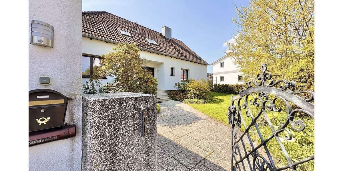Einfamilienhaus Cadolzburg - 7 Zimmer, 225 m&sup2;, 595.000&euro; | Angebot:27120835