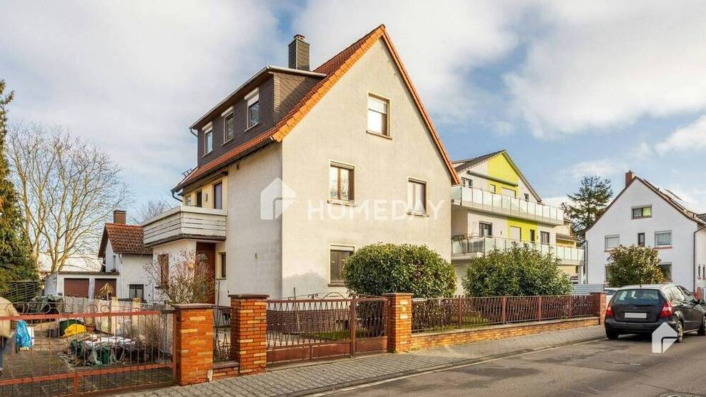 Gepflegtes Einfamilienhaus mit Potenzial zum Mehrgenerationenhaus in ruhiger Lage mit Garten