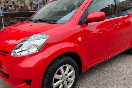 Daihatsu Sirion 183.200 km 2.690 &euro; Saarbrücken 66130