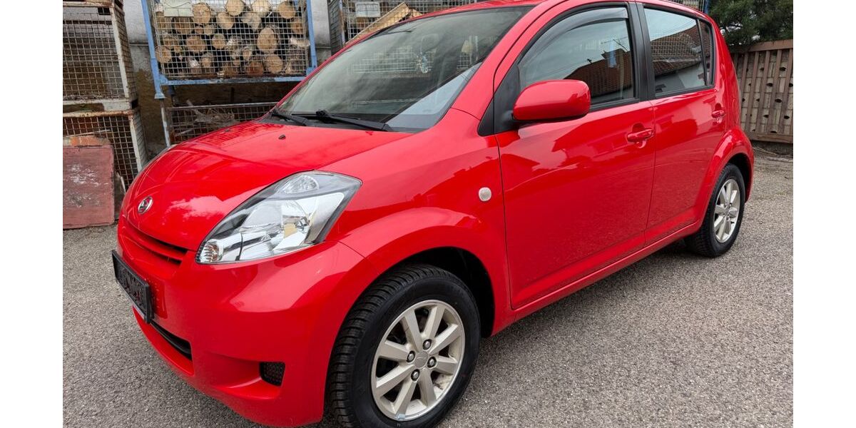 Daihatsu Sirion 183.200 km 2.690 &euro; Saarbrücken 66130