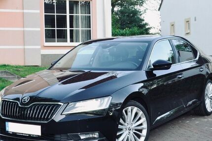 Skoda Superb 194.800 km 14.250 &euro; Nordhorn 48529