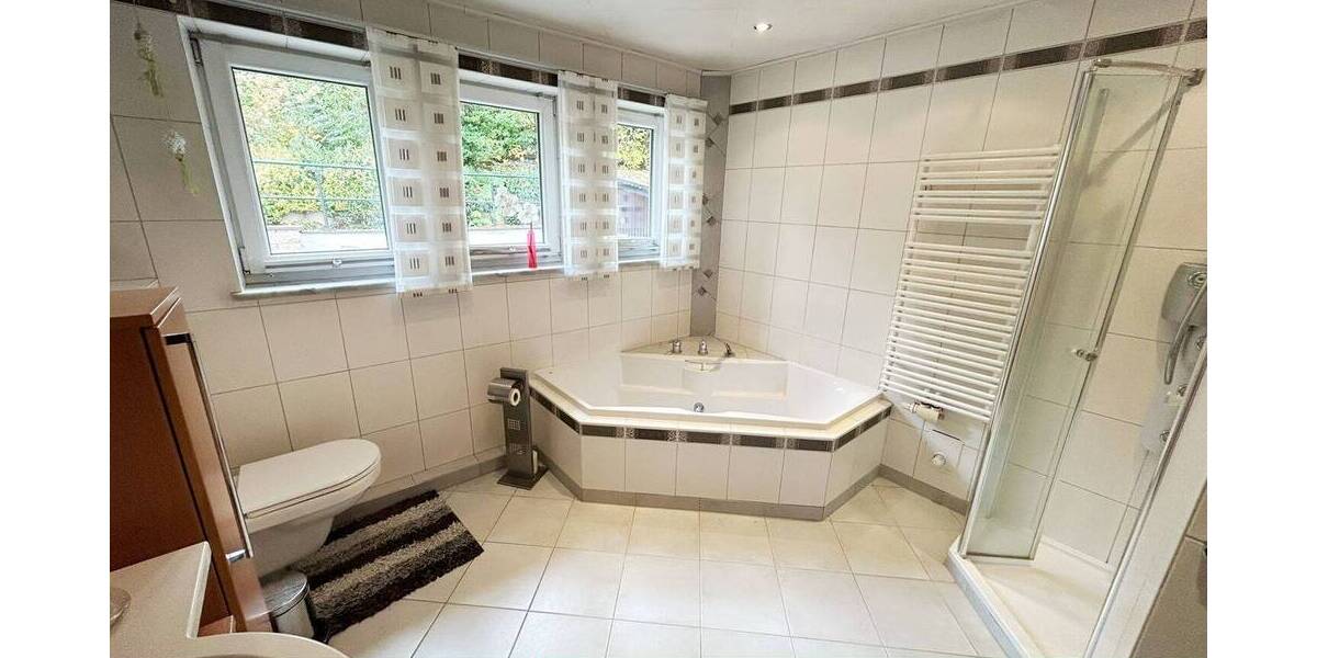Mehrfamilienhaus, Wohnhaus Schirnding - 1 Zimmer, 288 m&sup2;, 169.000&euro; | Angebot:25727380