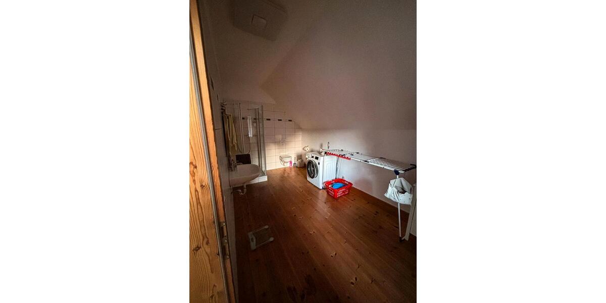 Dachgeschoßwohnung Oetzen - 3 Zimmer, 110 m&sup2;, 600&euro; | Angebot:26663746