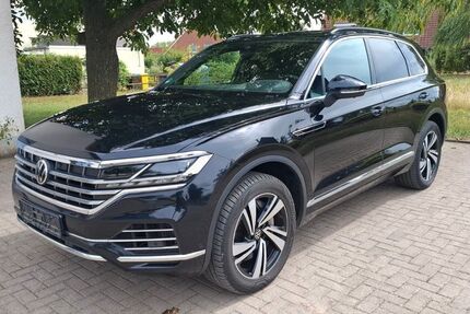 VW Touareg 140.411 km 33.320 &euro; Landsberg 06188