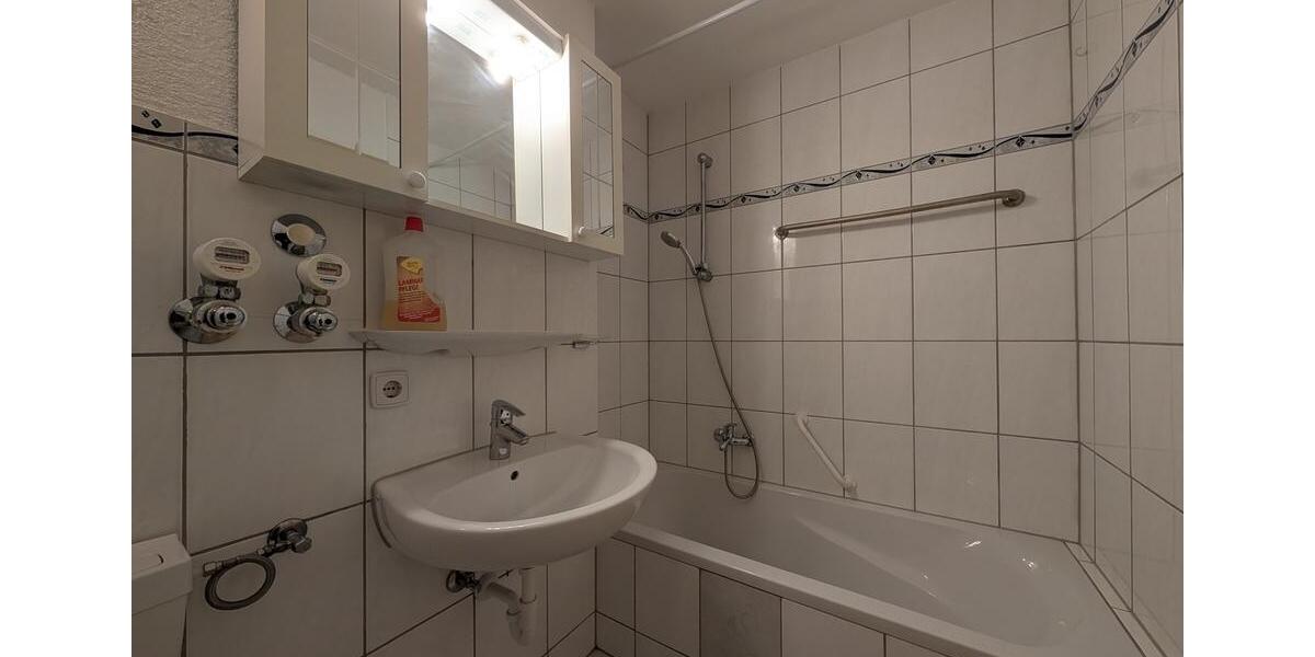 Etagenwohnung Sachsenheim - 2 Zimmer, 53 m&sup2;, 740&euro; | Angebot:26336498