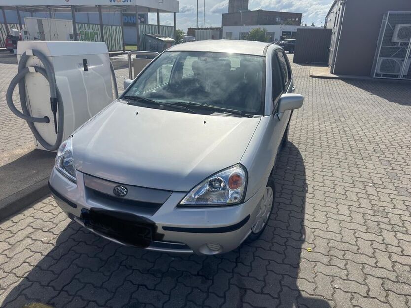 Suzuki Liana 184.900 km 900 € Halle Saale 06112