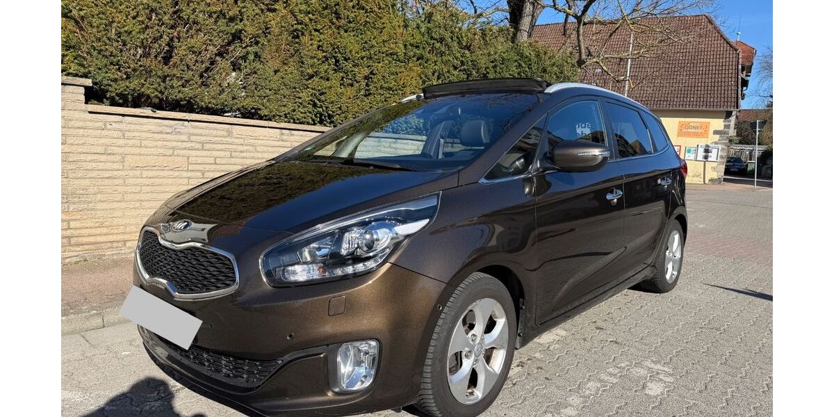 Kia Carens 136.000 km 9.590 &euro; Hannover 30457