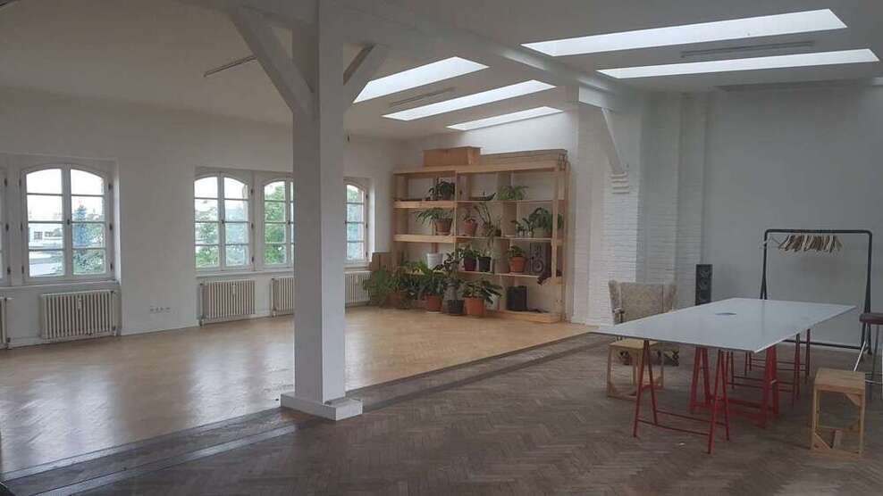 Büro in Berlin 2.130,60 € 106.53 m²