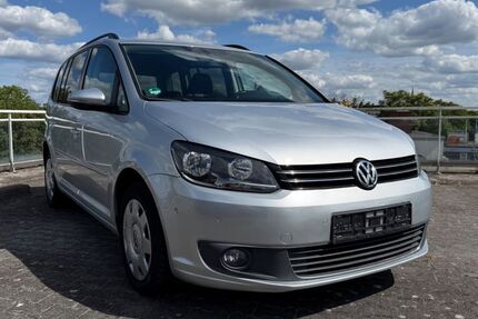 VW Touran 189.800 km 6.999 &euro; Wiesbaden 55252