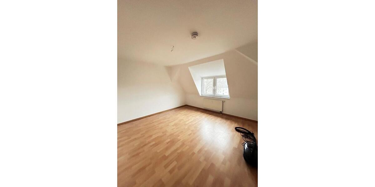 Dachgeschoßwohnung Zwickau Auerbach - 2 Zimmer, 52 m&sup2;, 314&euro; | Angebot:24918237