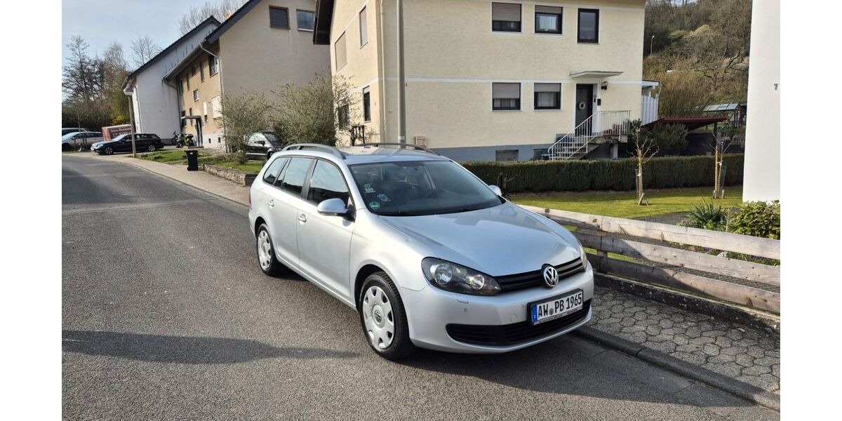 VW Golf 262.699 km 3.400 &euro; Remagen 53424