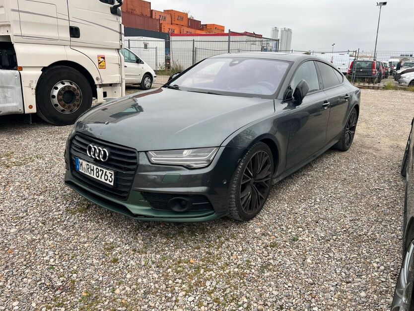 Audi A7 225.000 km 18.900 € München 81829