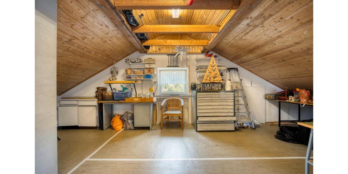 Einfamilienhaus Siegen Eiserfeld - 9 Zimmer, 203 m&sup2;, 399.000&euro; | Angebot:27292554