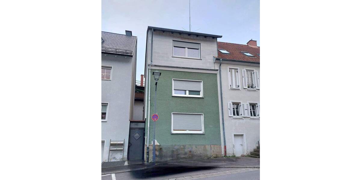 Einfamilienhaus Sankt Ingbert St. Ingbert - 6 Zimmer, 145 m&sup2;, 129.000&euro; | Angebot:26879397
