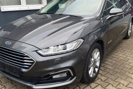Ford Mondeo 44.998 km 23.799 &euro; Leuna 06237