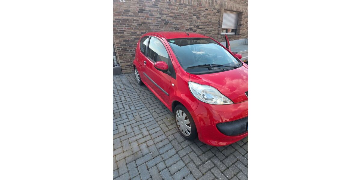 Peugeot 107 105.000 km 2.700 &euro; Alsdorf 52477