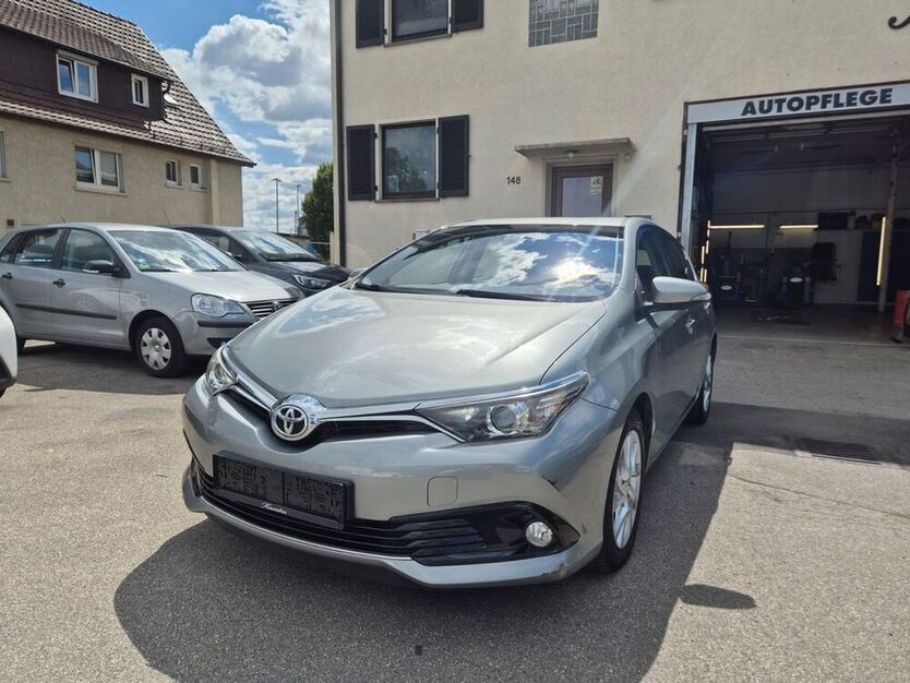 Auris