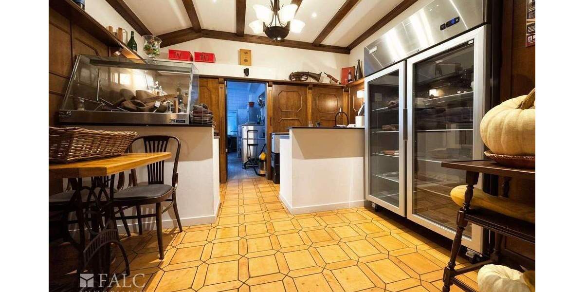 Mehrfamilienhaus, Wohnhaus Bonn Friesdorf - 5 Zimmer, 129 m&sup2;, 699.000&euro; | Angebot:24388924