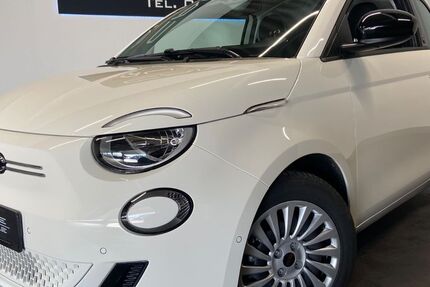 Fiat 500e 9.726 km 17.555 &euro; Bretten 75015