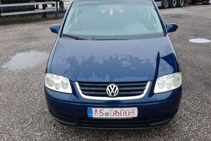 VW Touran 142.000 km 2.500 € Sulzbach-Rosenberg 92237