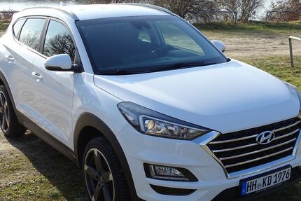 Hyundai TUCSON 74.000 km 14.800 &euro; Hamburg 21037