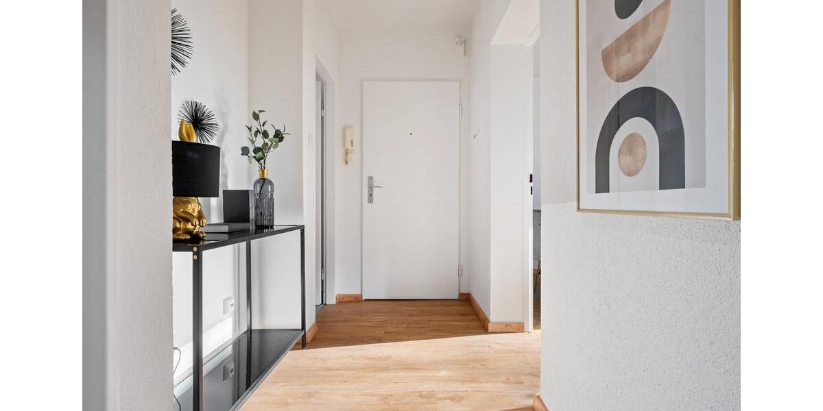 Dachgeschoßwohnung Dresden Leuben - 2 Zimmer, 72 m&sup2;, 255.000&euro; | Angebot:25480822