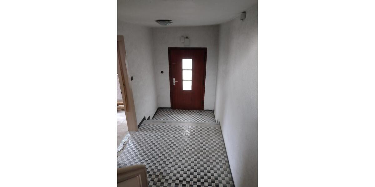 Reihenhaus Weilburg - 4 Zimmer, 100 m&sup2;, 125.000&euro; | Angebot:26739885