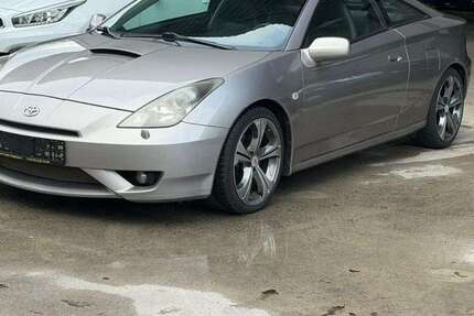Toyota Celica 317.000 km 5.399 &euro; Paderborn 33100