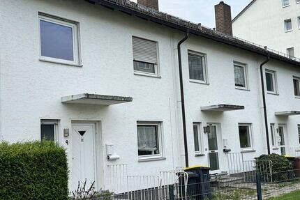 Haus Kassel Niederzwehren - 4 Zimmer, 106 m&sup2;, 1.350&euro; | Angebot:26288451